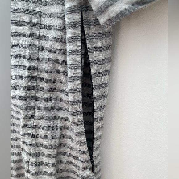 100% cotton shift dress, made in Victoria, Canada from Oxford, Victoria - Picture 4 of 8